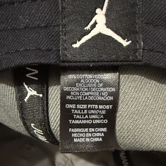 Jordan Jumpman Gray Cap - Picture 3 of 5